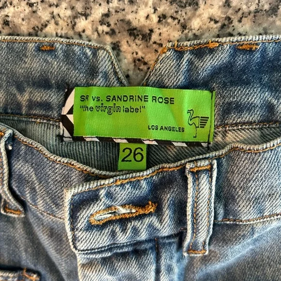 Women’s Jeans - Picture 5 of 8